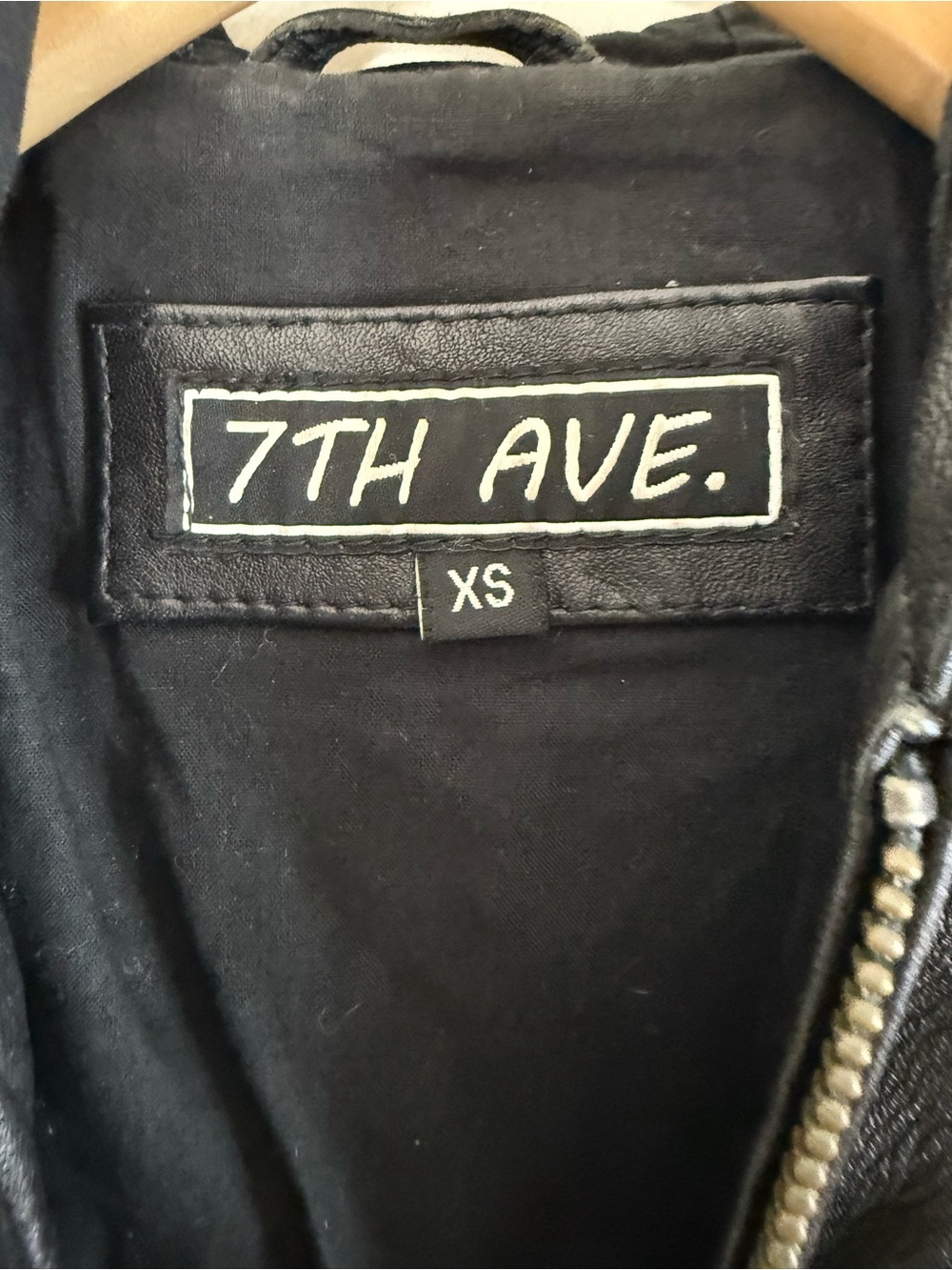 7th Ave. Black genuine leather, quilted, patch elbows, hooded Moto jacket. XS - Picture 8 of 10